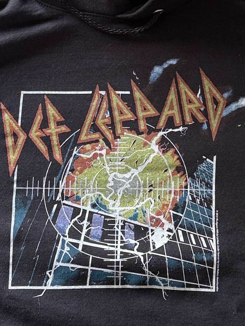 Black Graphic Def Leppard Hoodie Sweatshirt - Picture 3 of 5